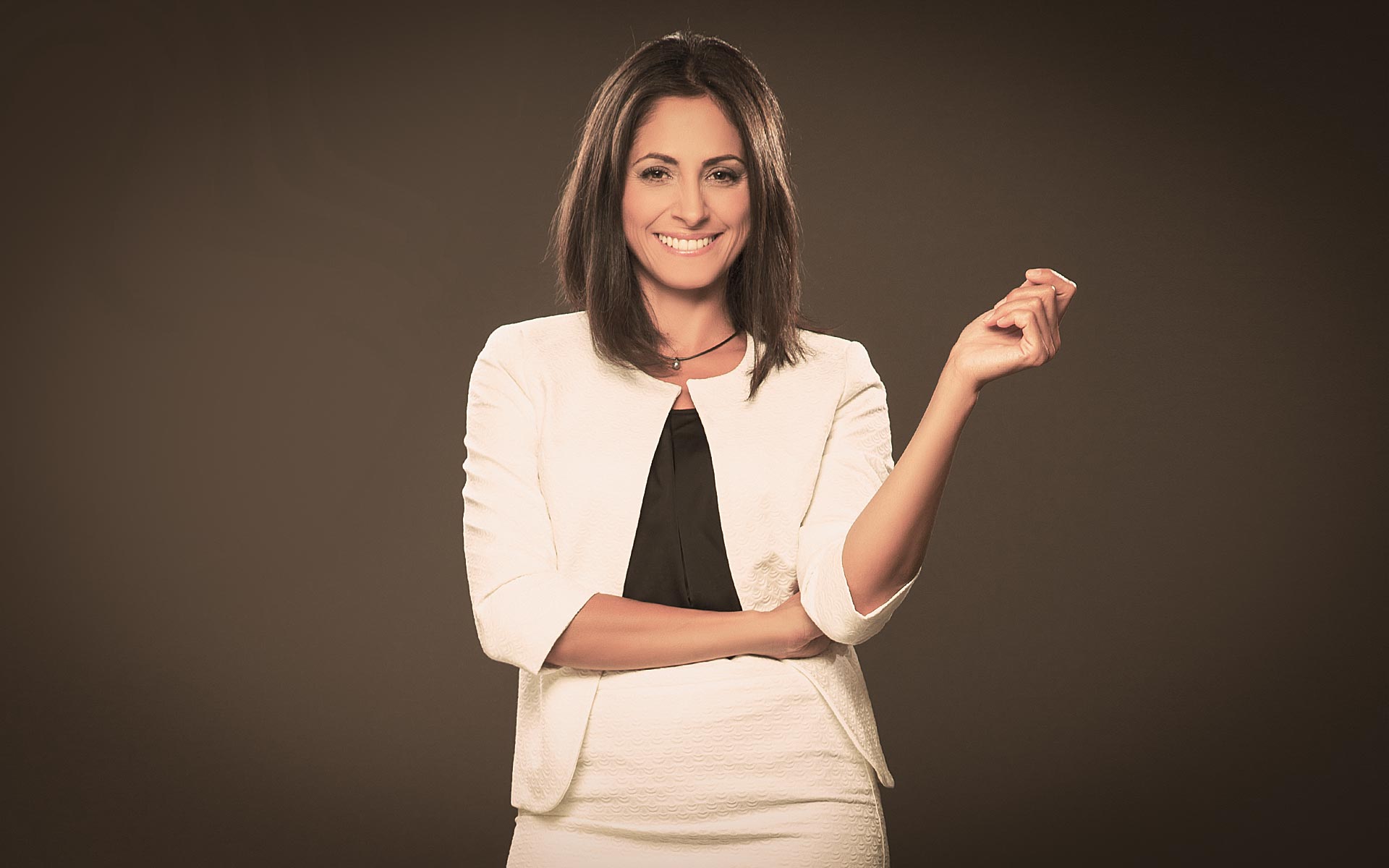 Fotoportrait von Asli Demirel, Ernährungsberaterin und Ernährungstherapeutin, Berlin.